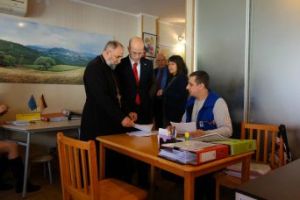 Донецьк: уповноважений Міністерства Німеччини та Генеральний консул відвідали Карітас